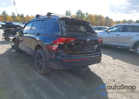 2024 Volkswagen Tiguan 2.0T Se R-Line Black z USA, uszkodzony, nr VIN 3VV8B7AX8RM002415